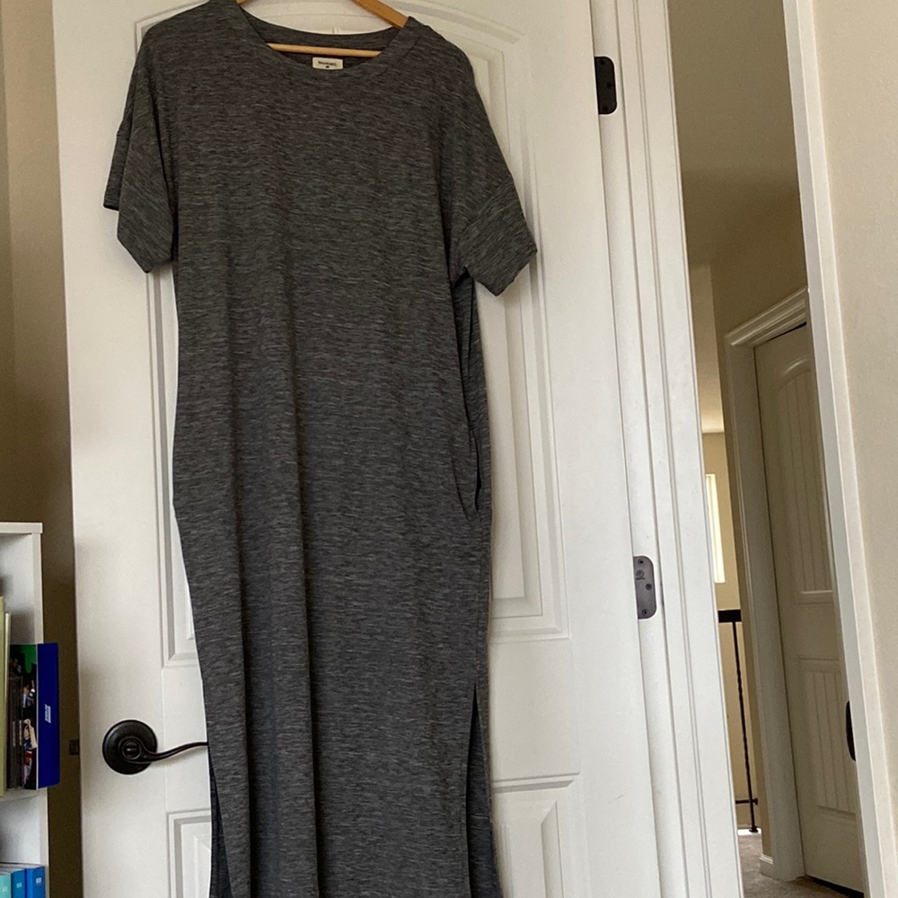 World Market grey short sleeved dress O/S